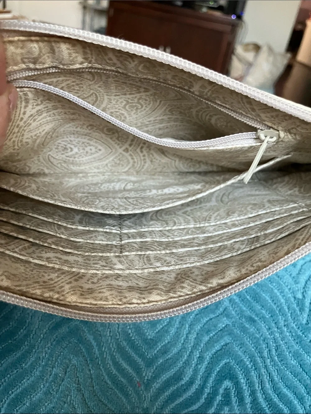 HOBO Cream Leather Wristlet Clutch - Picture 9 of 11